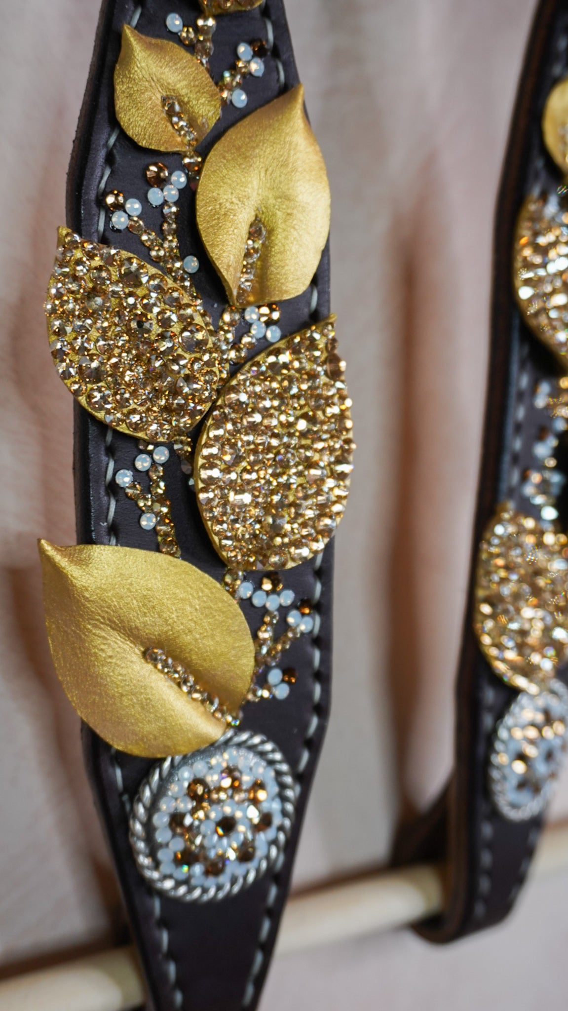 Golden Leaves 3D Tack Set